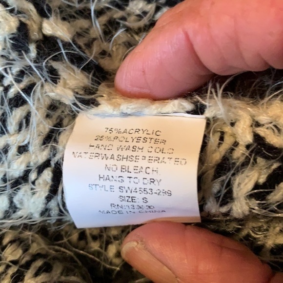 DANI COLLECTION DRAPE FRONT CARDIGAN SWEATER BLACK AND WHITE LADIES SIZE  SMALL - Picture 8 of 8